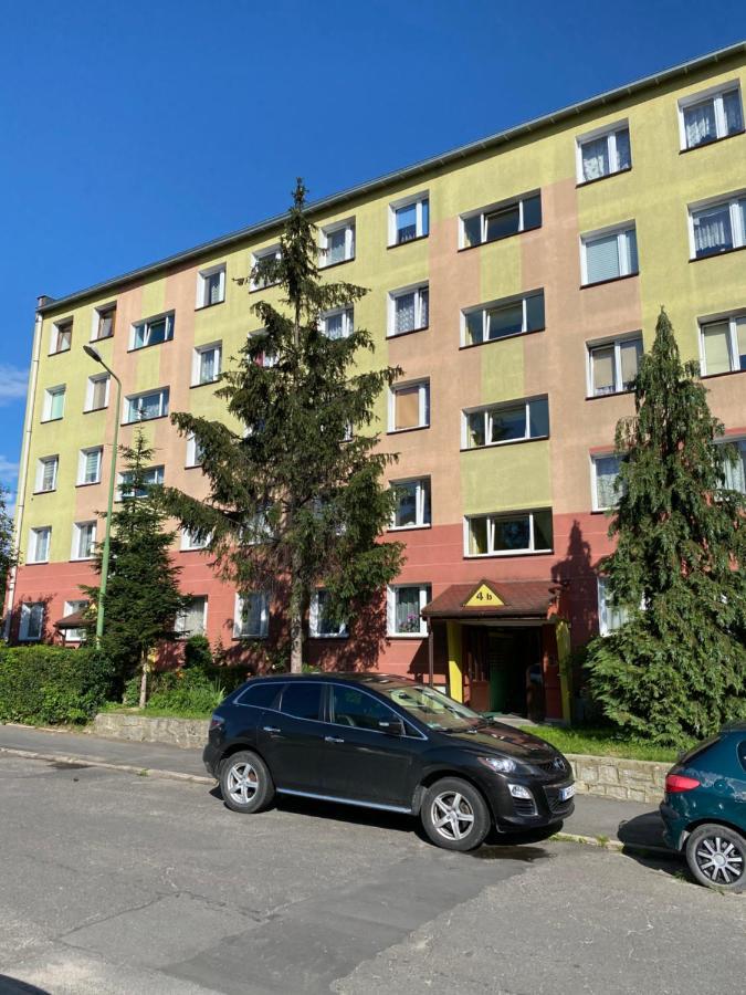 Apartament Os. Zlote 4B Dzierzoniow Ngoại thất bức ảnh